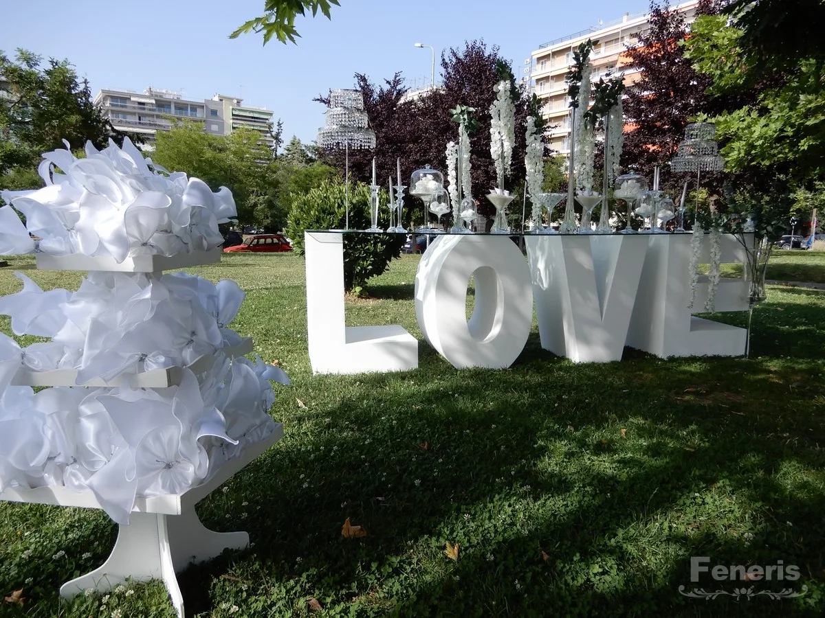 Στολισμός Γάμου τραπέζι LOVE Στολισμός Γάμου τραπέζι LOVE