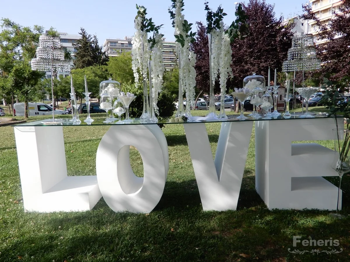 Στολισμός Γάμου τραπέζι LOVE Στολισμός Γάμου τραπέζι LOVE