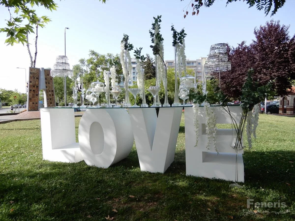 Στολισμός Γάμου τραπέζι LOVE Στολισμός Γάμου τραπέζι LOVE