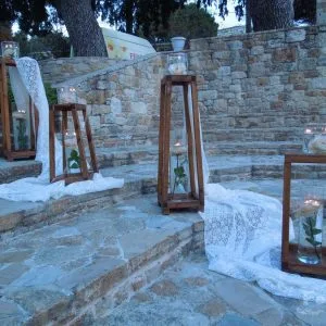 Στολισμός γάμου-σκάλες Καφέ Ξύλινα Φανάρια