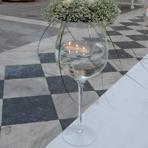 Στολισμός γάμου-σκάλες Στεφάνια Γυψοφίλης