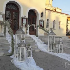 Στολισμός γάμου-σκάλες Λευκά Ασημί Φανάρια